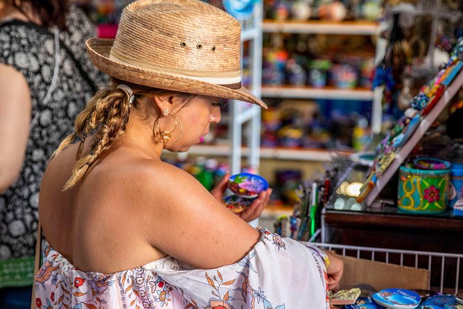 Sunset Boat and Shopping Tour Combo - The sunset catamaran, buffet dinner, and open bar