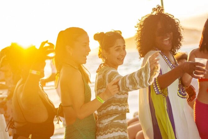 Sunset Party Cruise at Los Cabos - Optional pickup makes the evening easier