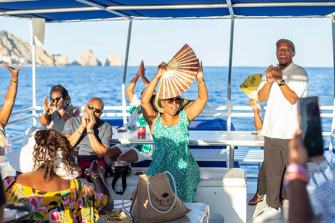 Sunset Sail Tour with Local Food - Timing, group size, and comfort