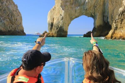Tours in Cabo, Paseo al Arco and Fin de la Tierra in the only Clear Boat