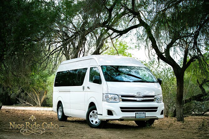 Transportation from Airport to Cabo: Zone 2 - A Straightforward Arrival at Los Cabos Airport