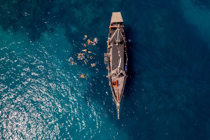 Treasure Hunt Snorkeling Lunch Cruise from Cabo San Lucas - Cabo’s Arch Is the Main Scenic Moment
