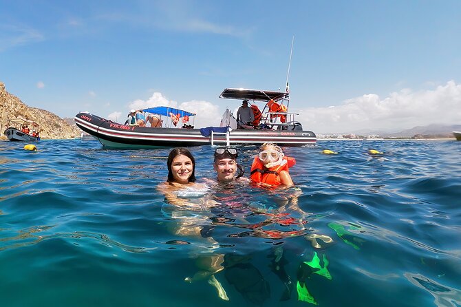Whale Watching & Snorkeling Combo in Los Cabos with Photos Included - The crew and the feel of a small boat