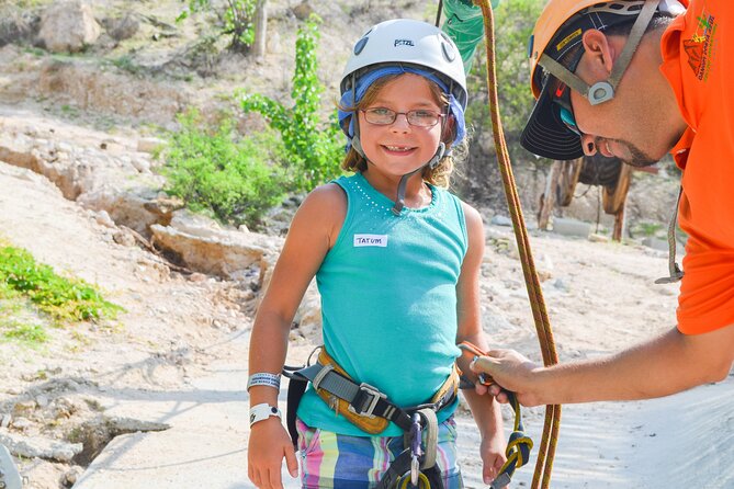 Zipline Extreme at Canopy Costa Azul: suspension bridge, rappel and ziplines - Flying across the canyon by zipline