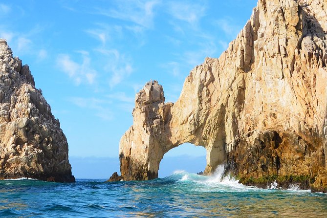 ZODIAC Whale Watch Tour | Cabo San Lucas | Biologist | FREE Pics - The hydrophone and the sound beneath the boat